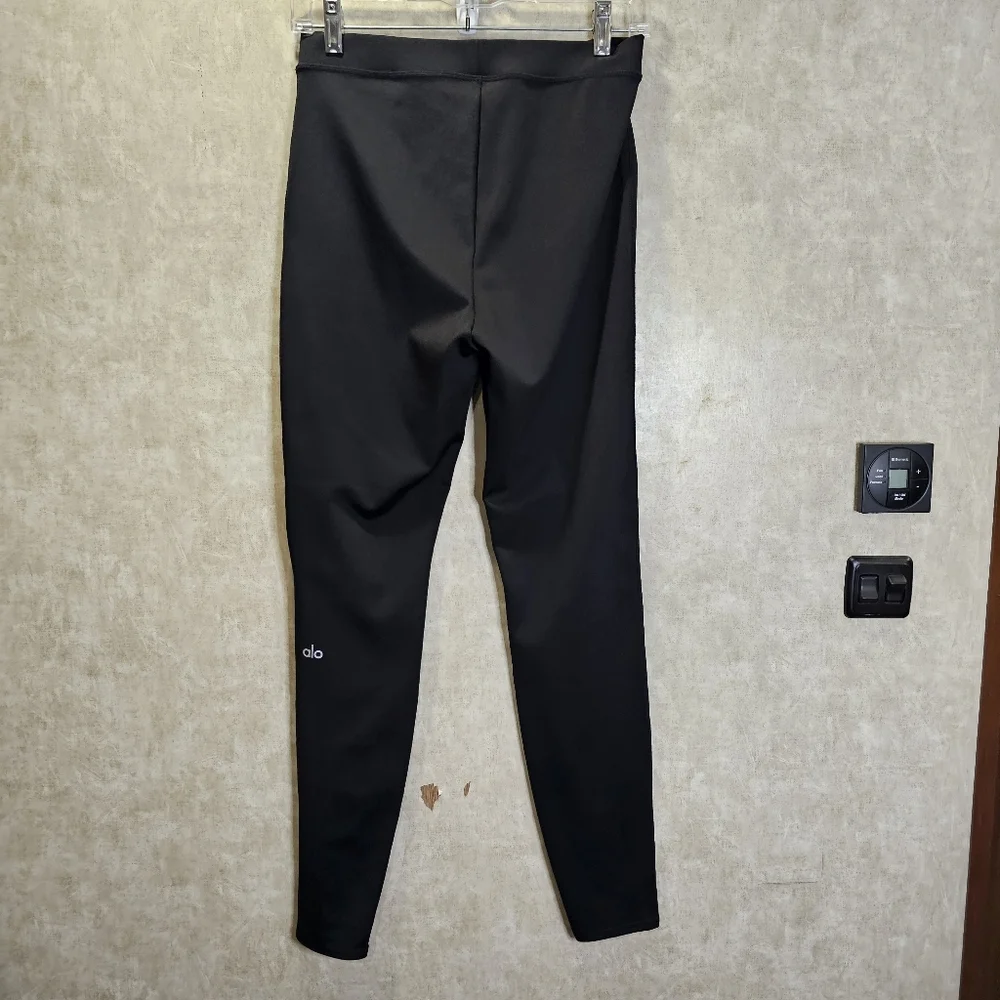 Alo Yoga Thrill Seeker High Waisted Leggings Zip Faux Pockets